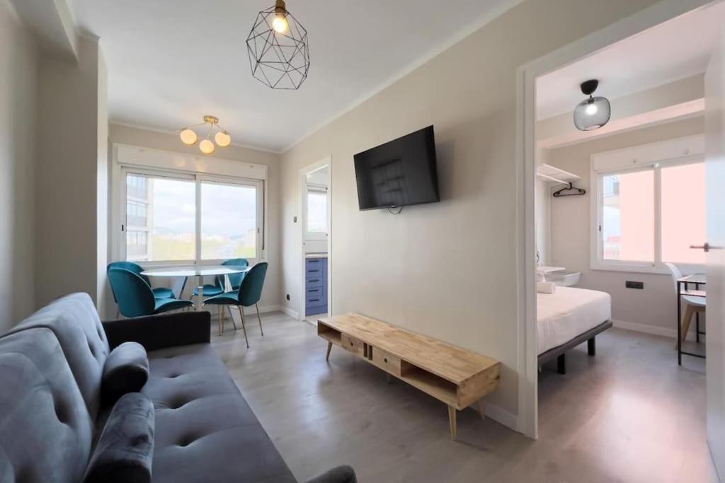 Bebarceloner Sant Andreu Apartments - 3 Bedrooms Экстерьер фото